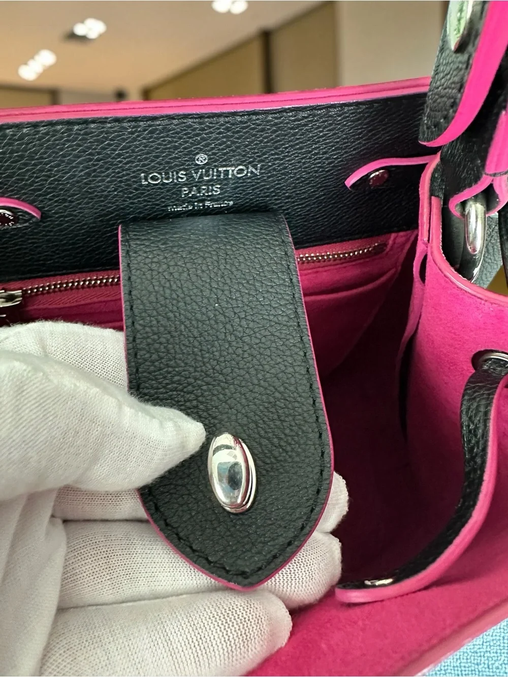 Louis Vuitton Lockme Bucket Bag